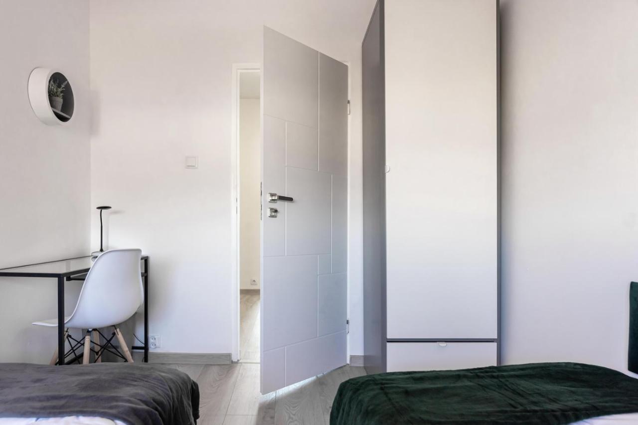 Quadratum Apartment By Noclegi Renters グダニスク エクステリア 写真